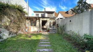 Casa c Jardín y play room– V. López, Florida