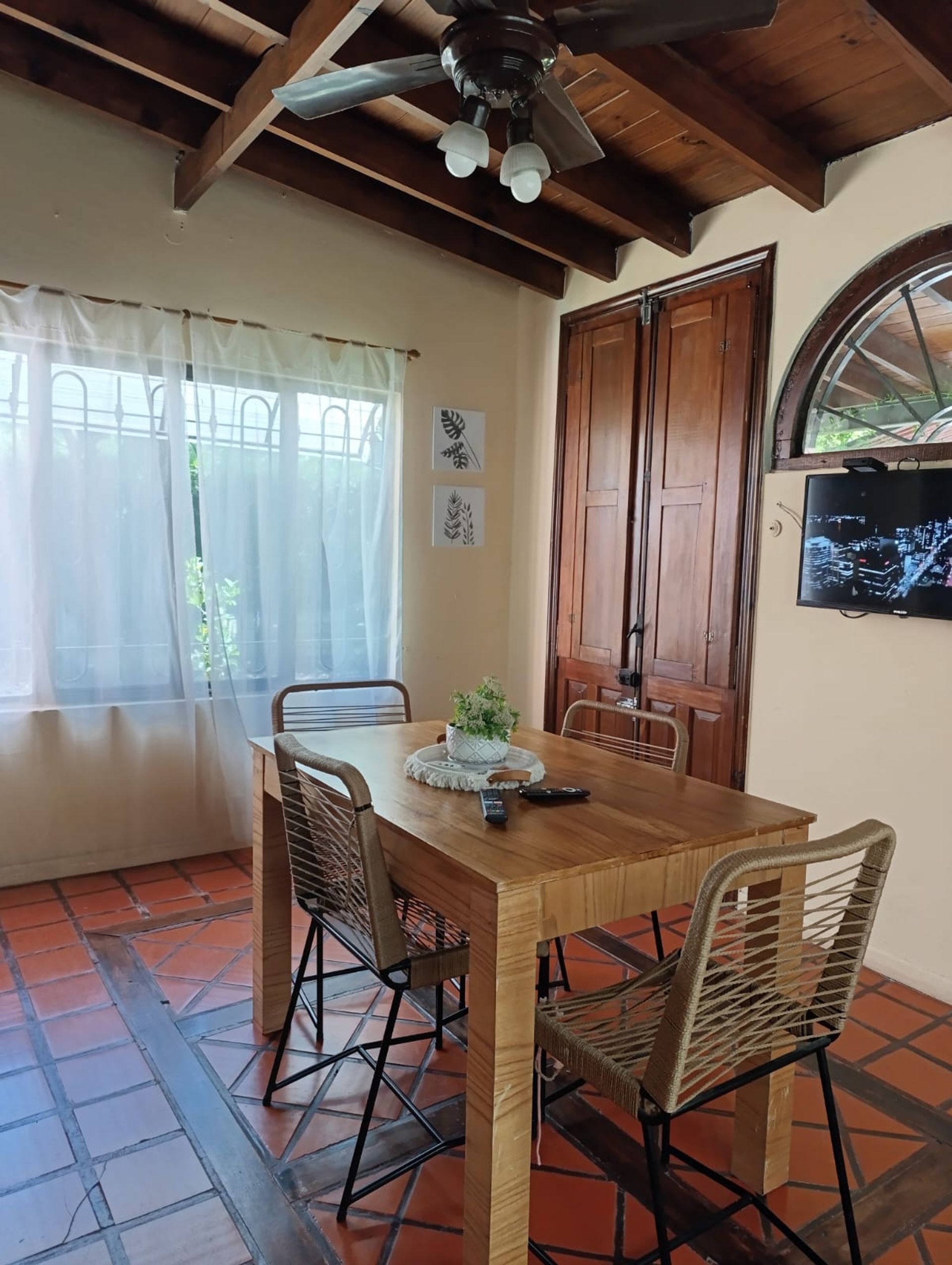 Casa Benavidez LA BOTA Pileta APTO CRED/PERMUTA