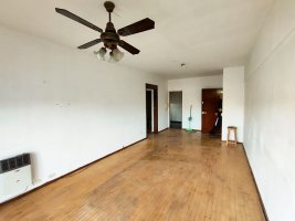 Venta De Departamento 3 Amb C/Cochera Vte Lopez