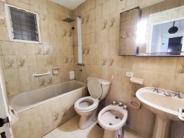Venta De Departamento 3 Amb C/Cochera Vte Lopez