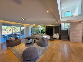 Alq Casa 8 Amb Amoblada Piscina Amarra En Yacht