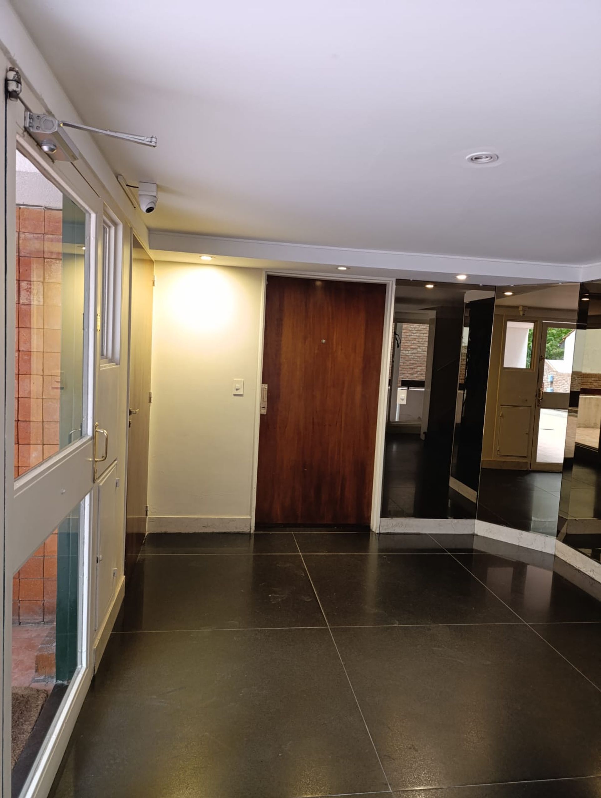 Dpto 4 amb Semipiso 124m2 c/coch en LA ISLA OLIVOS