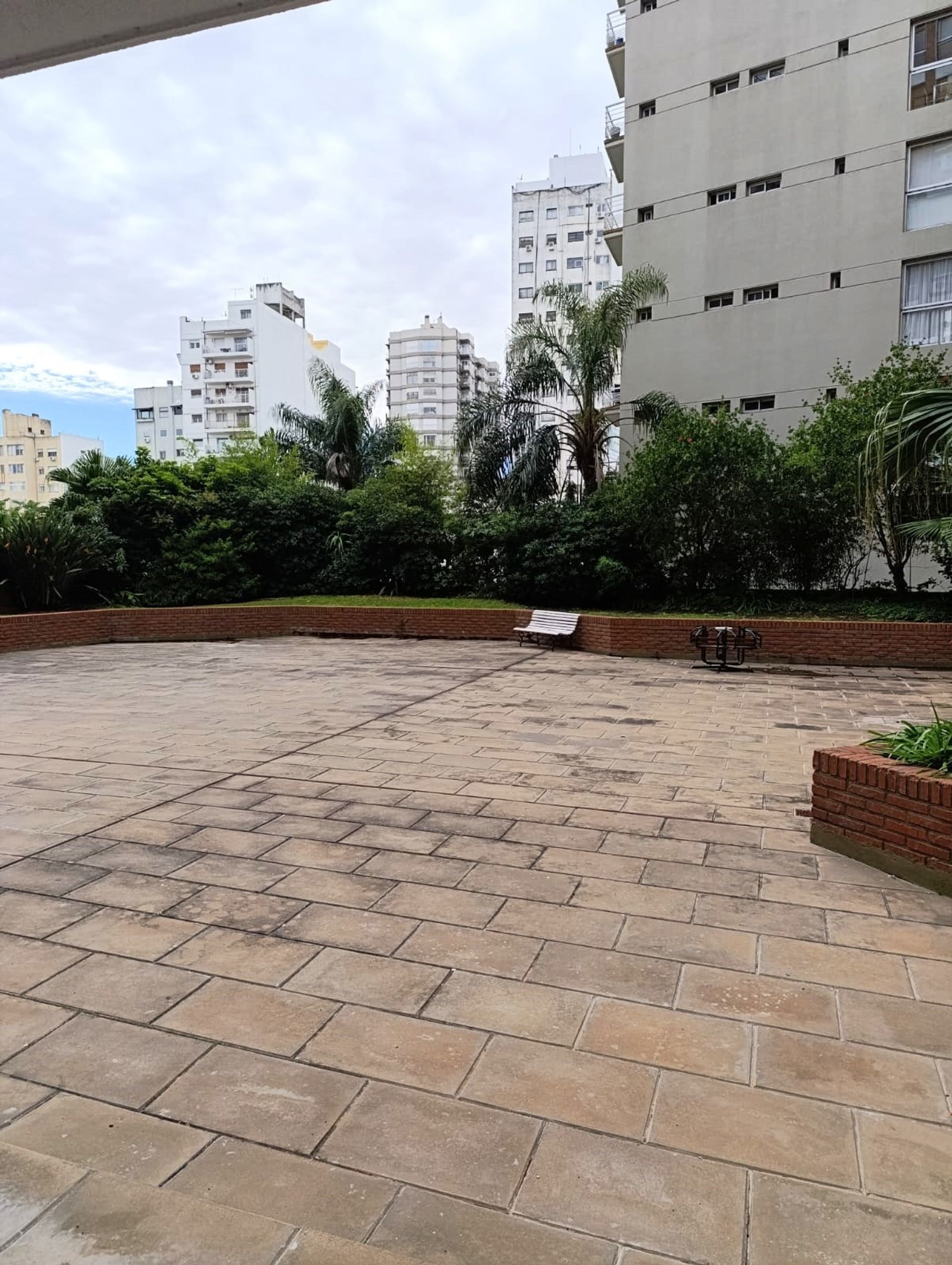 Dpto 4 amb Semipiso 124m2 c/coch en LA ISLA OLIVOS