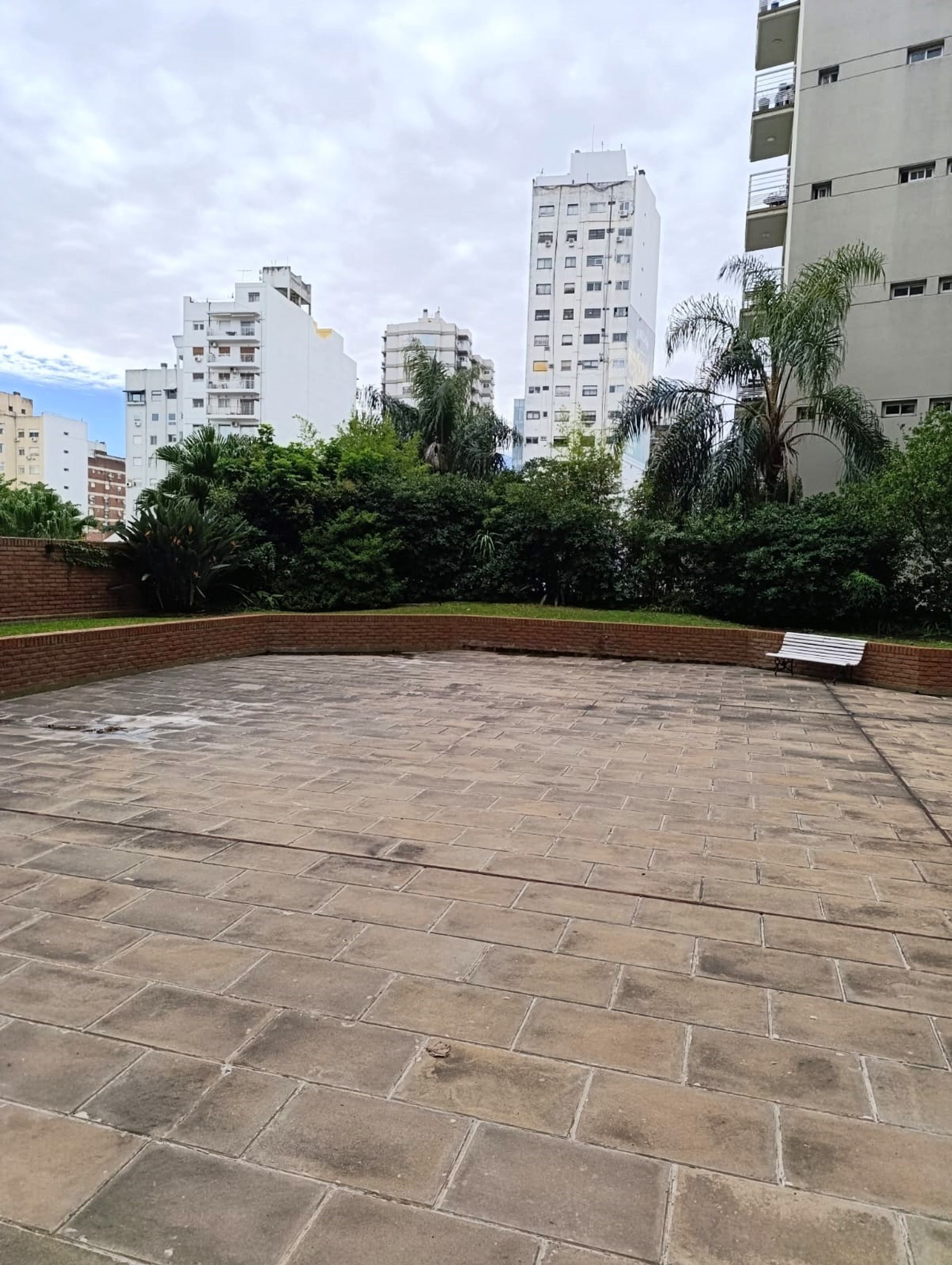 Dpto 4 amb Semipiso 124m2 c/coch en LA ISLA OLIVOS