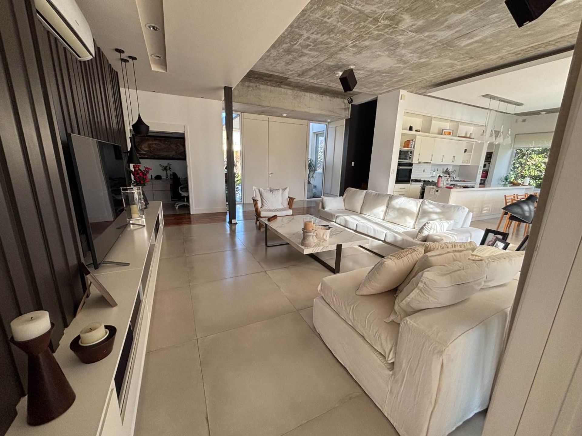 Venta Casa a la Laguna en Albanueva