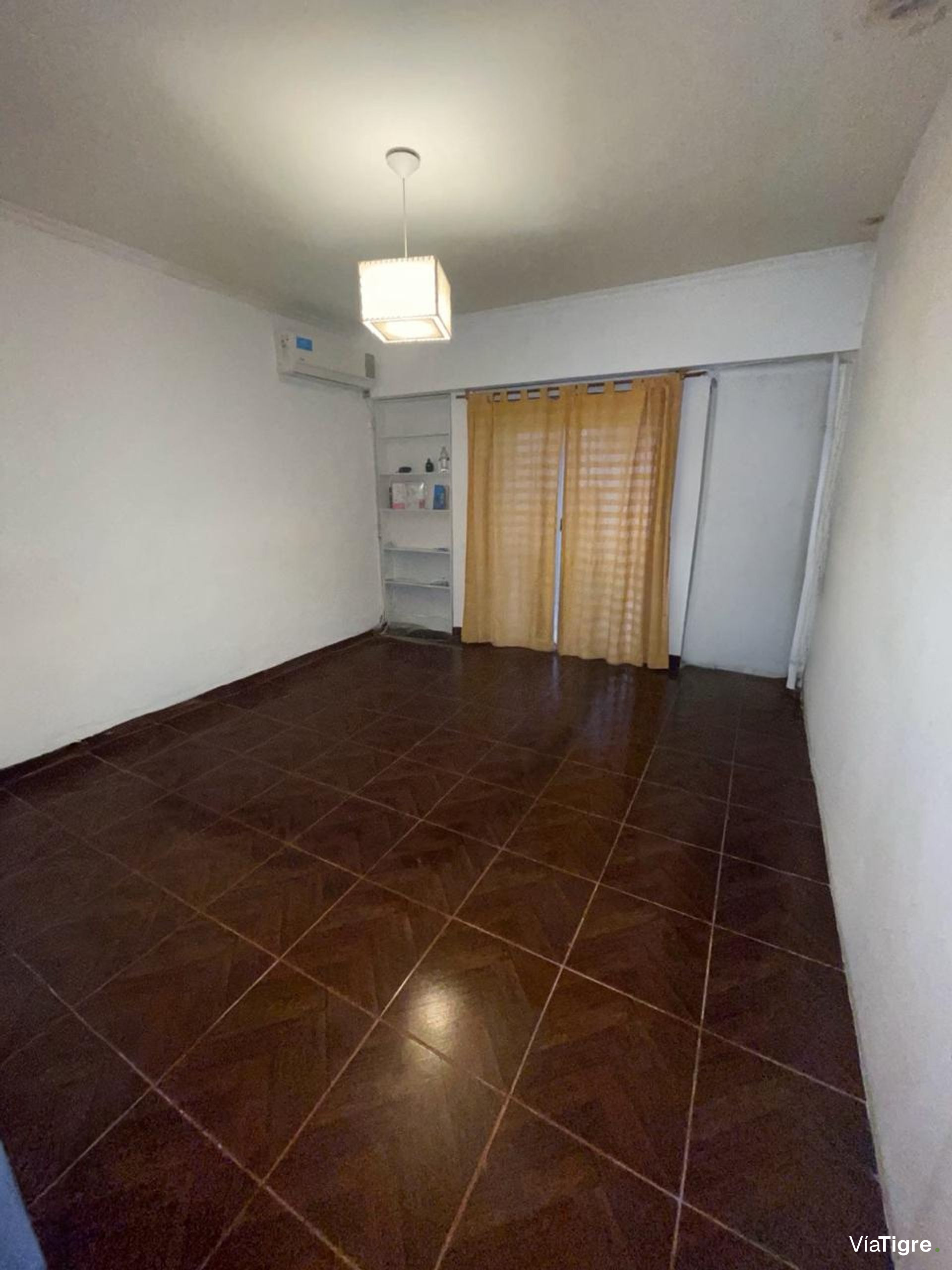 Venta Casa Con Potencial De Renta En Benavidez