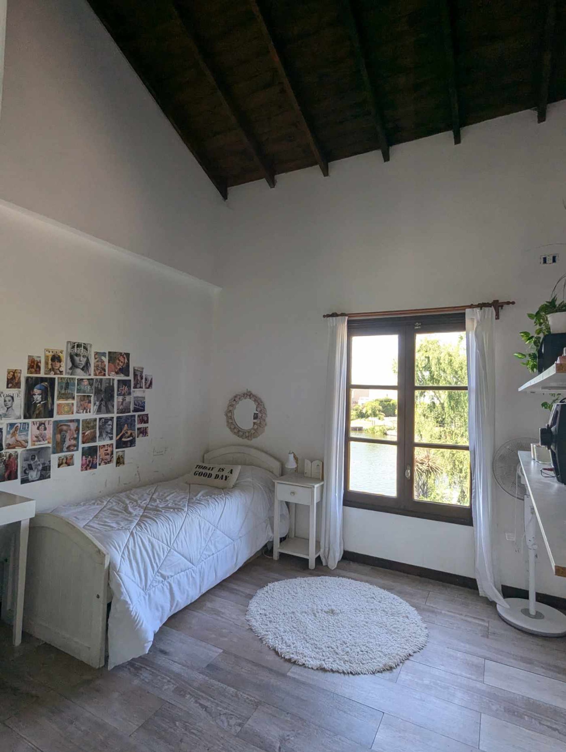 San Isidro Labrador - Casa 5 Ambientes a la Laguna