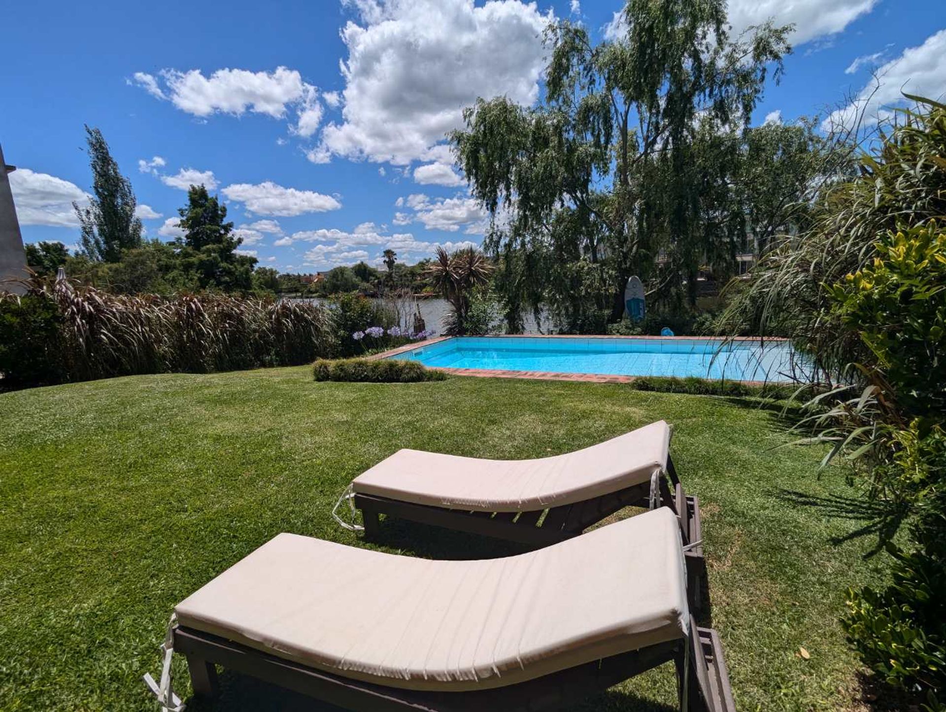 San Isidro Labrador - Casa 5 Ambientes a la Laguna