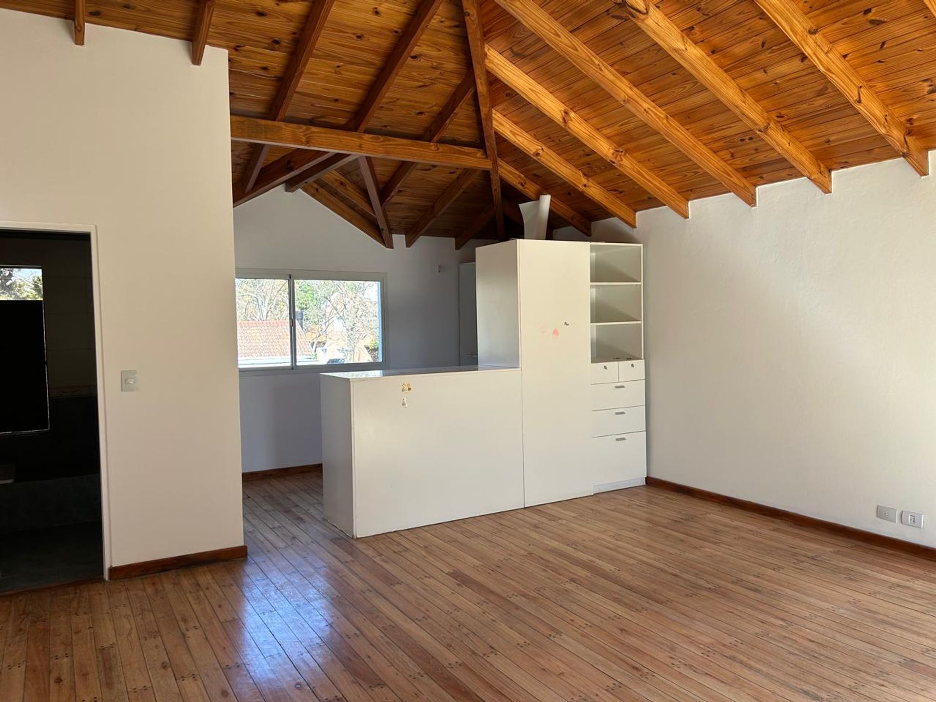 Venta Casa 2 Plantas Barrio Cerrado Facil Acceso