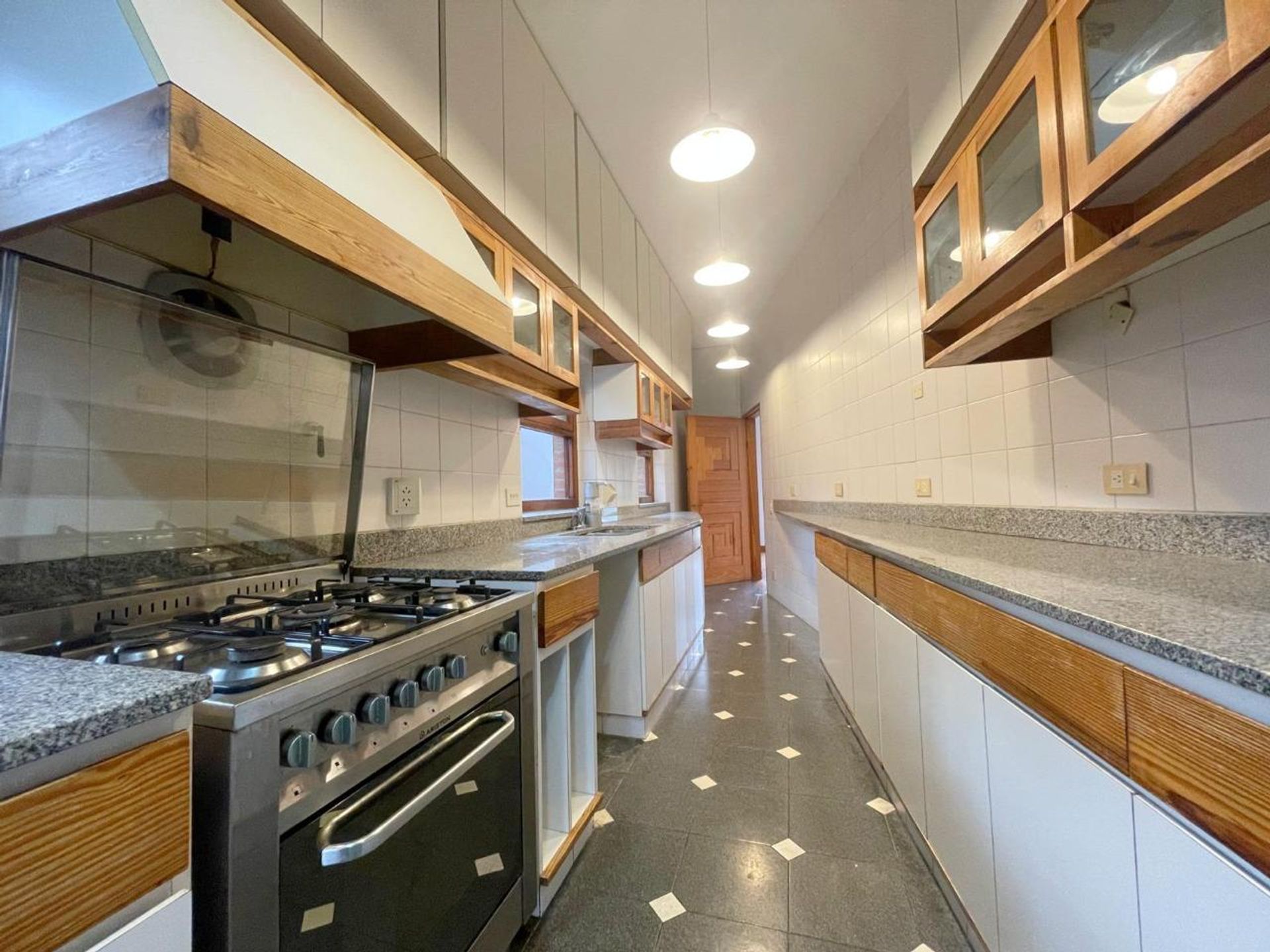 Espectacular Casa en alquiler en San Isidro Chico