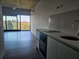 Studio Rental with Garage, Domus Parque