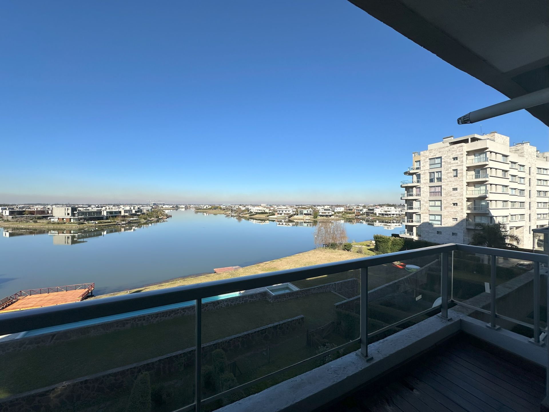 Venta Departamento 2 Amb Nordelta con Cochera