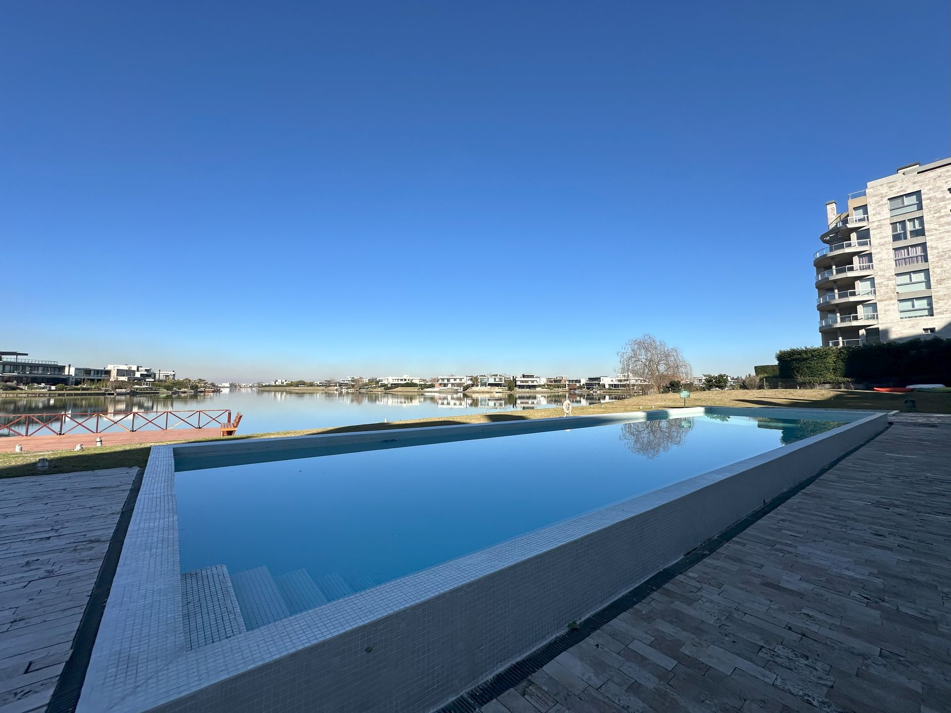 Venta Departamento 2 Amb Nordelta con Cochera