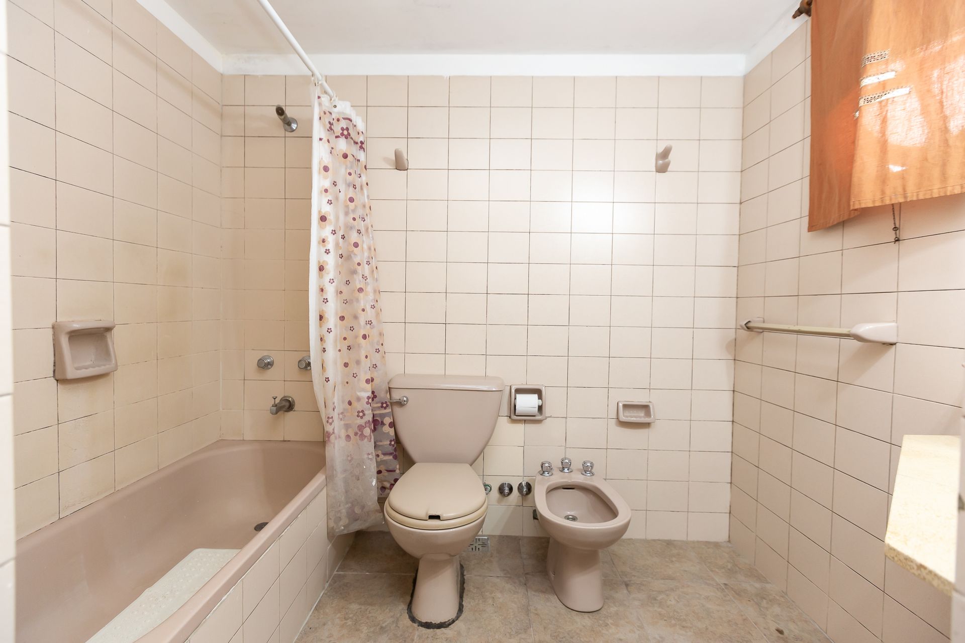 Venta Casa 4 ambientes. Florida. A refaccionar.