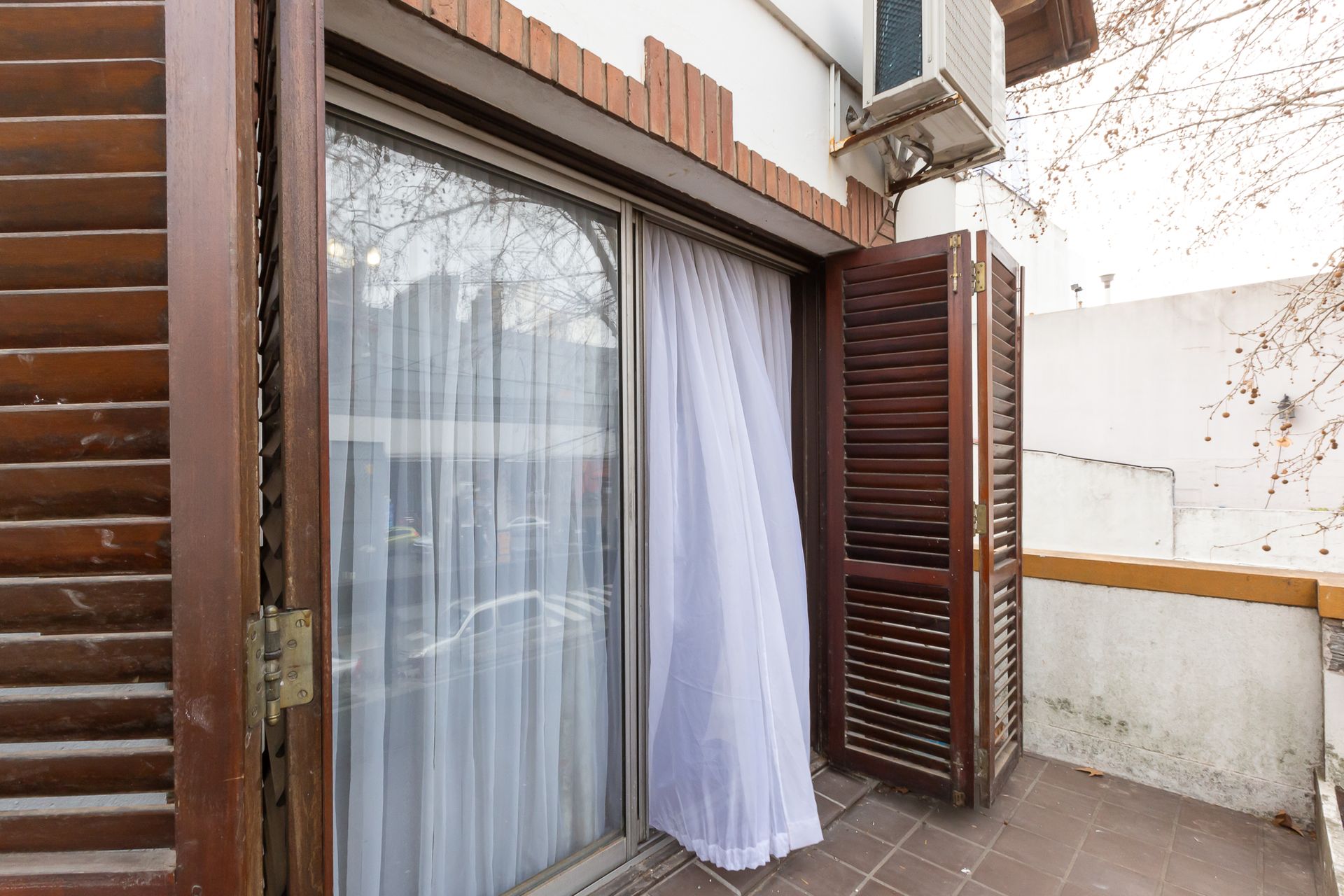 Venta Casa 4 ambientes. Florida. A refaccionar.
