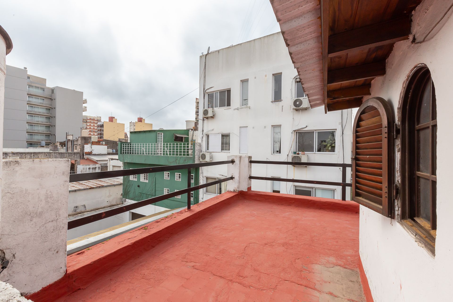 Venta Casa 4 ambientes. Florida. A refaccionar.