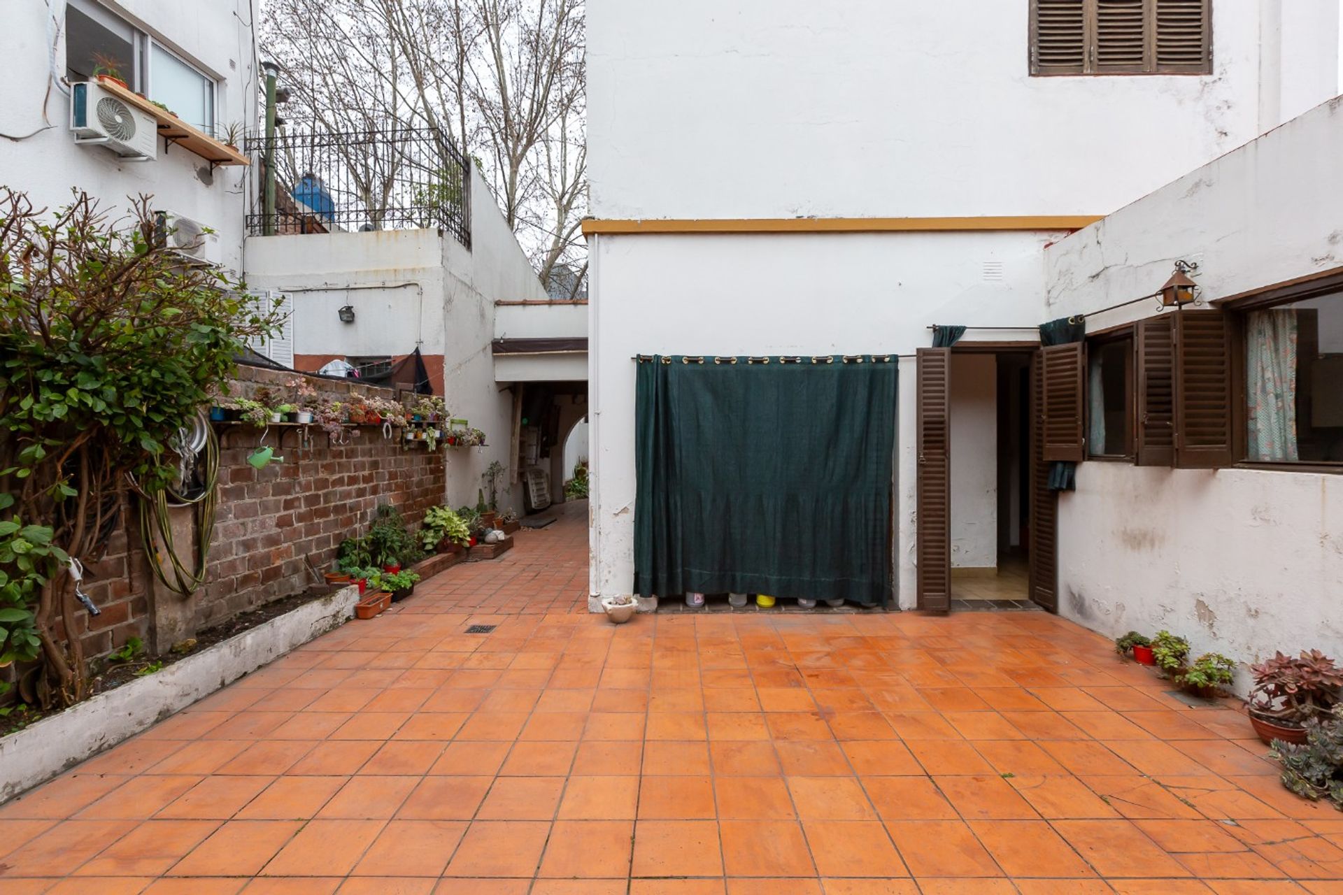 Venta Casa 4 ambientes. Florida. A refaccionar.