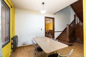 Venta Casa 4 ambientes. Florida. A refaccionar.