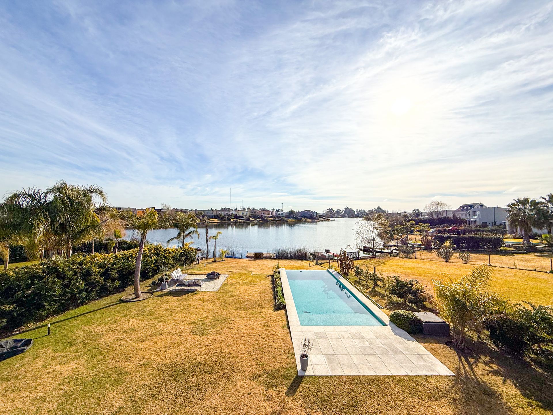 Casa A La Laguna En Venta En Villanueva San Benito