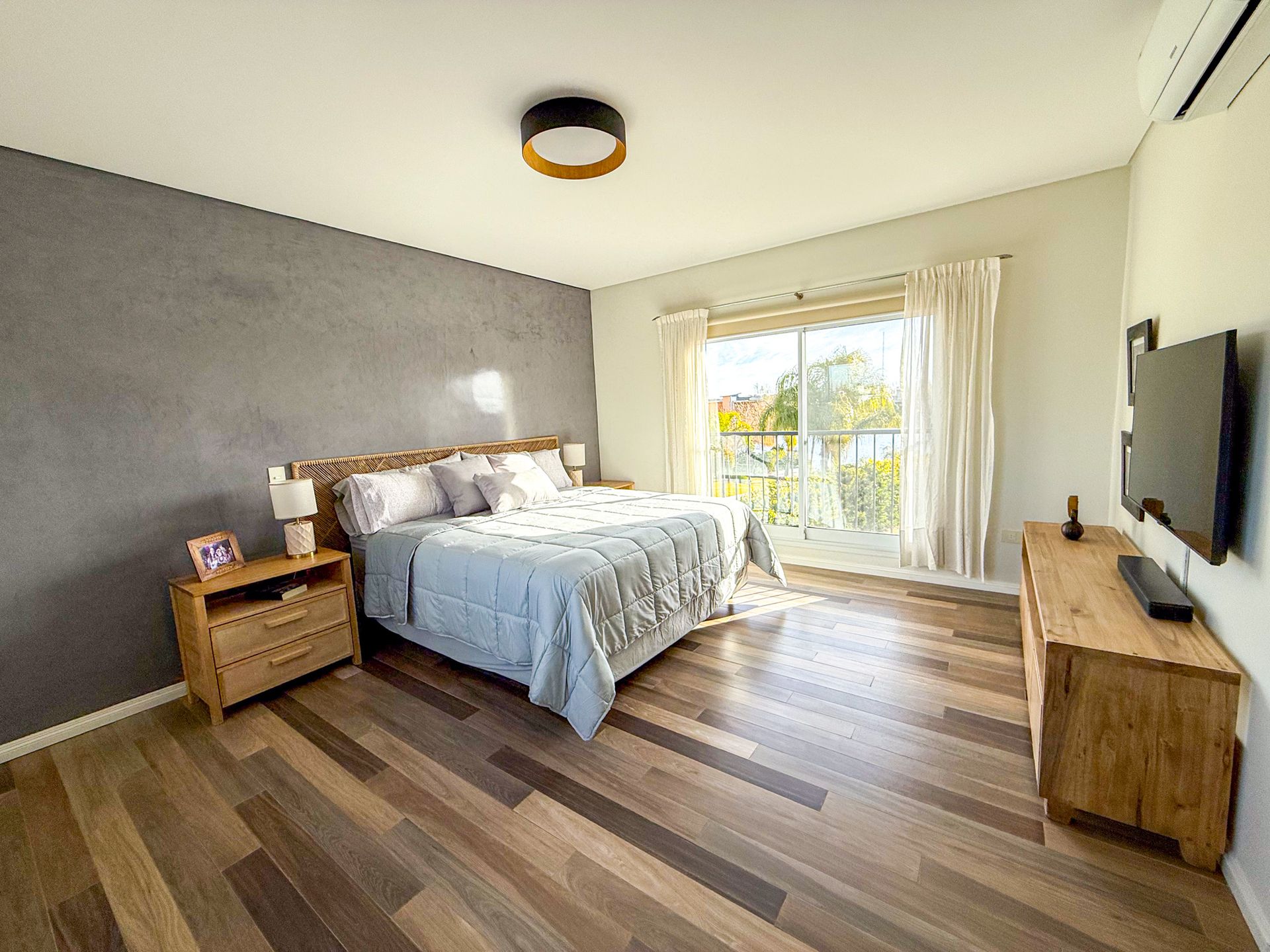 Casa A La Laguna En Venta En Villanueva San Benito