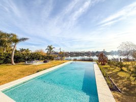 Casa A La Laguna En Venta En Villanueva San Benito