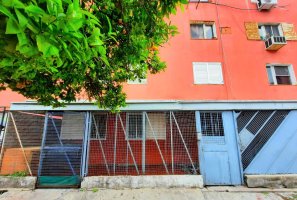 Apartment for sale: 4 rooms with patio in SI Boulogne neighborhood