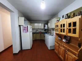 Apartment for sale: 4 rooms with patio in SI Boulogne neighborhood