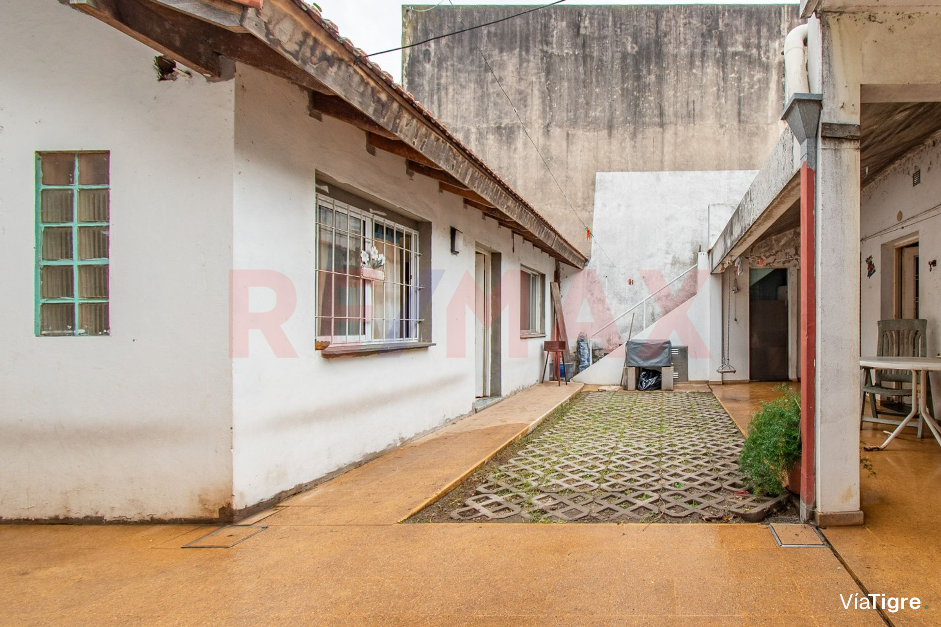 Venta Casa 3 amb y Depto con parque Florida Oeste