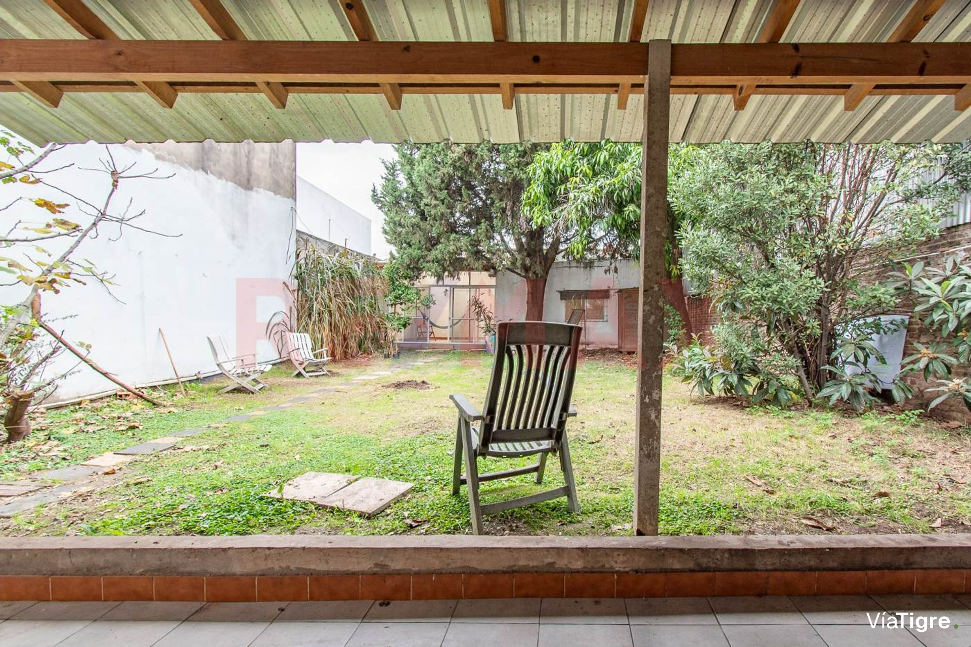 Venta Casa 3 amb y Depto con parque Florida Oeste