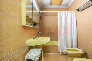 Venta Casa 3 amb y Depto con parque Florida Oeste