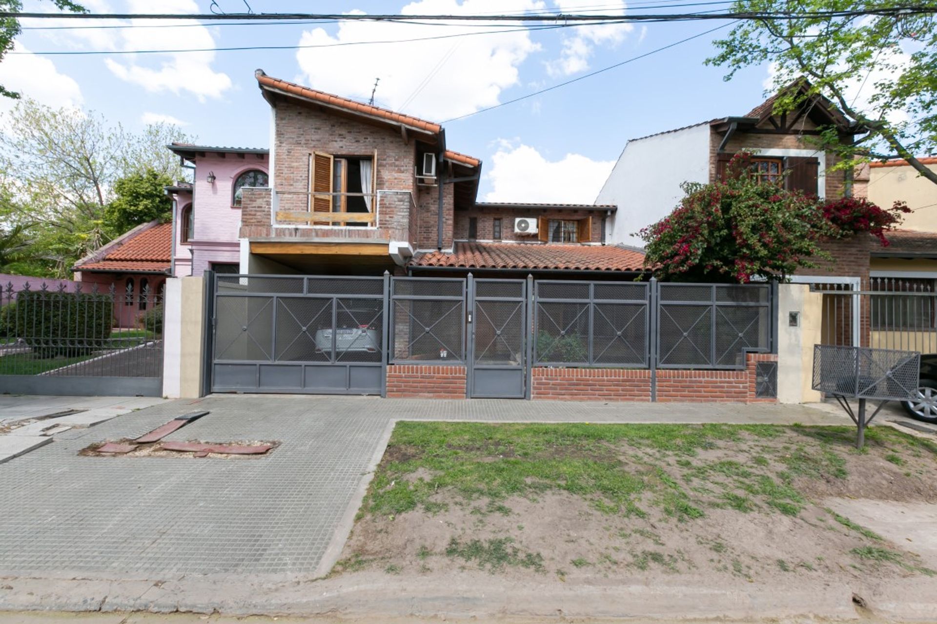 Casa Venta 5 Amb - Don Torcuato Centro