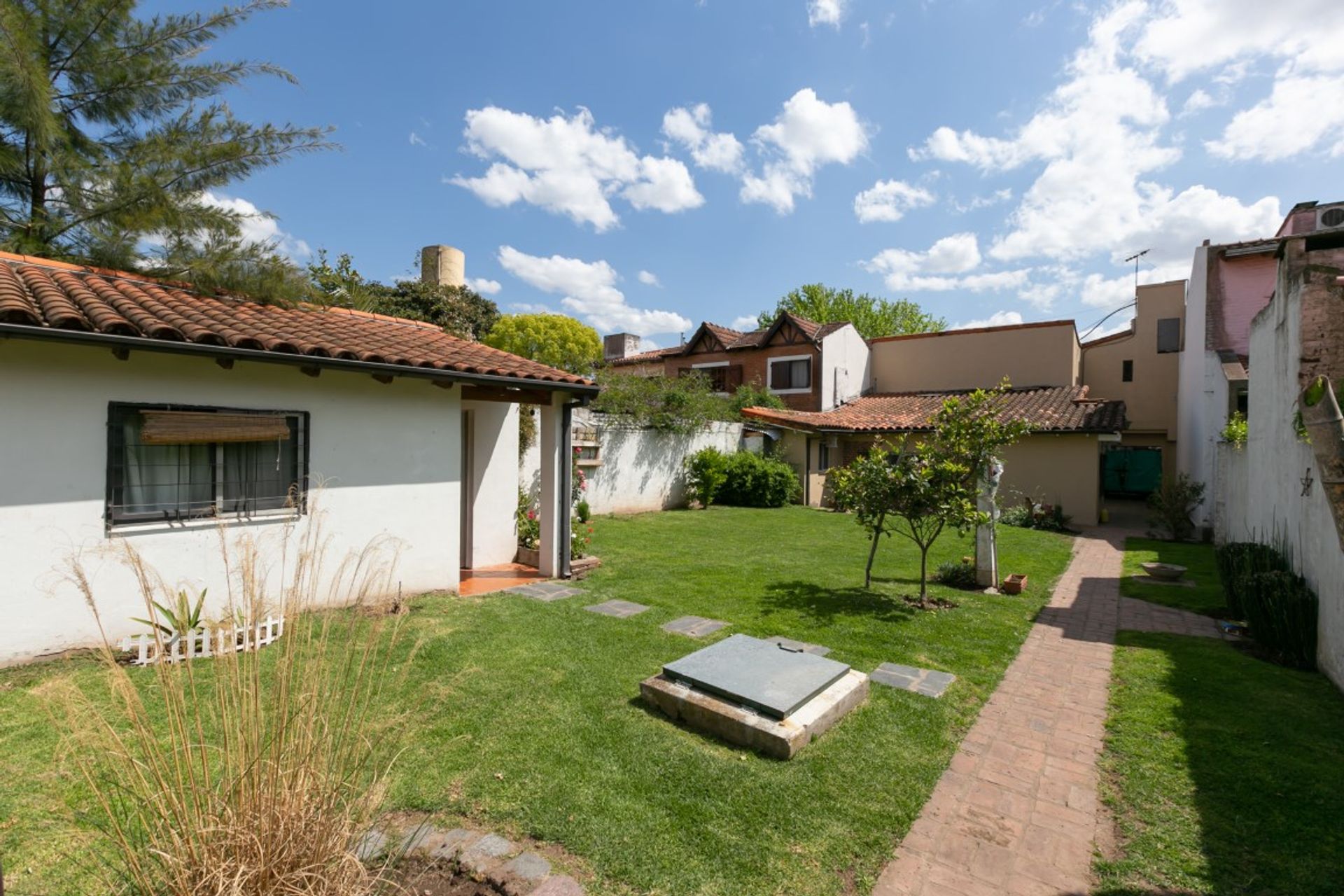 Casa Venta 5 Amb - Don Torcuato Centro