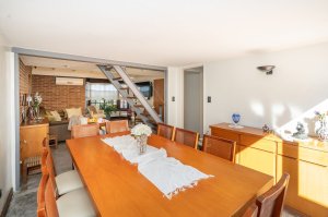 Venta Casa 5Amb C/Patio Y Cochera - Olivos