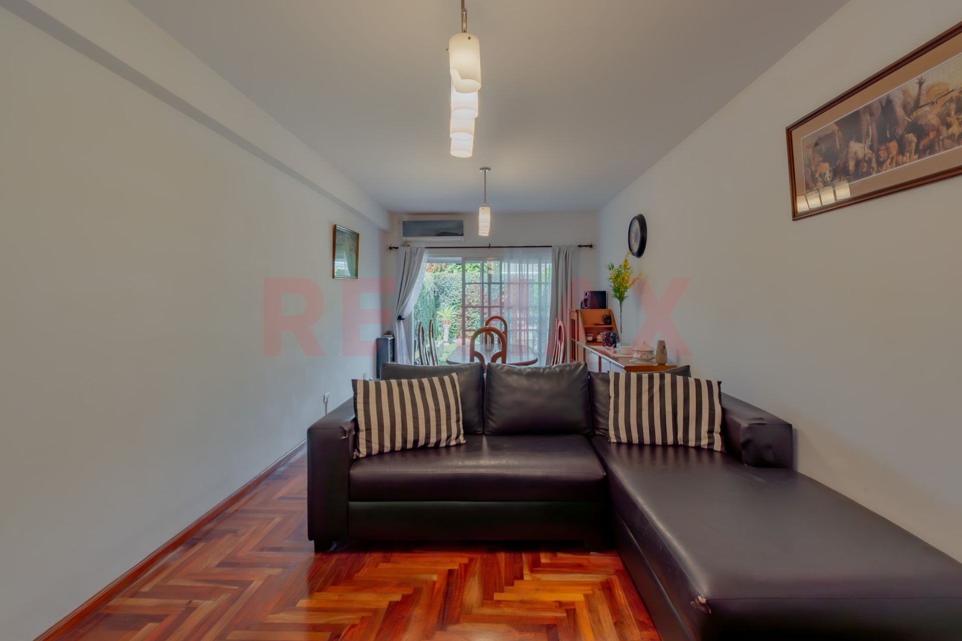 Venta Triplex 4 amb cochera Olivos - APTO CRÉDITO