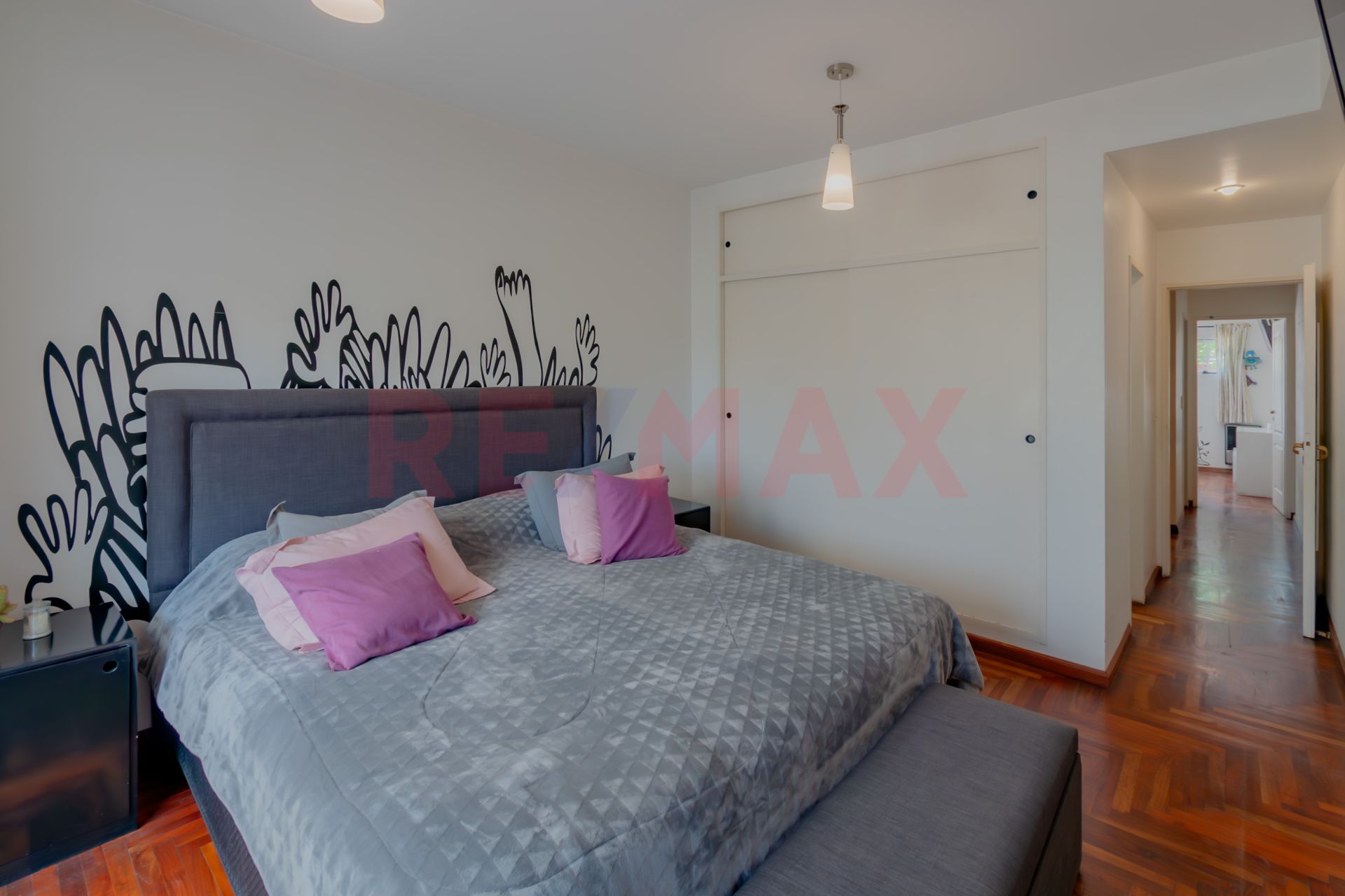 Venta Triplex 4 amb cochera Olivos - APTO CRÉDITO