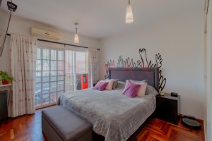 Triplex for Sale, 4 rooms with garage, Olivos – Credit Apartment