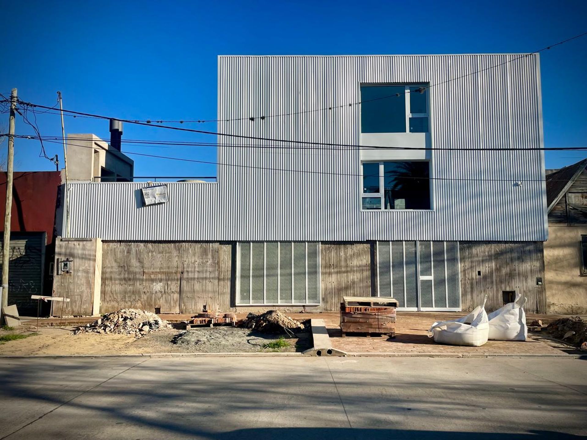 3-Room Residence + New Retail Space for Sale – San Isidro