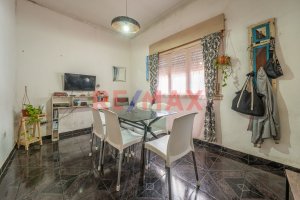 Venta Casa 2 Amb C/Amplio Jardin, En Boulogne