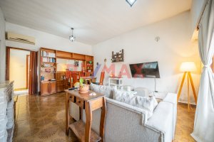 Sale: 2-room Bright Apartment Boulogne