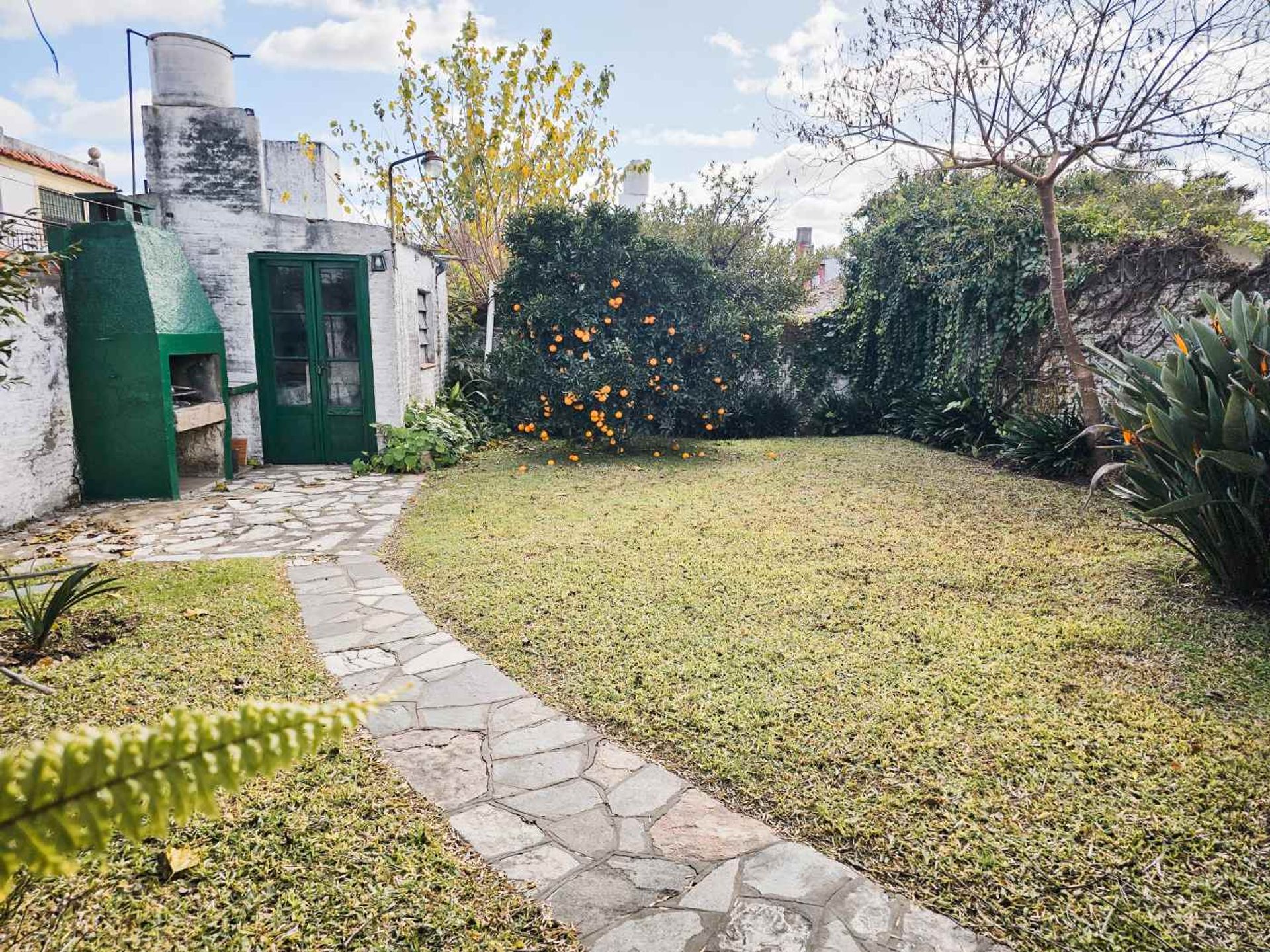 Venta Casa 3 Ambientes Con Parrilla Y Jardin