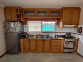 House for Sale: 4 Rooms with Garage and Garden, El Talar