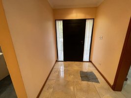 House for Sale: 4 Rooms with Garage and Garden, El Talar