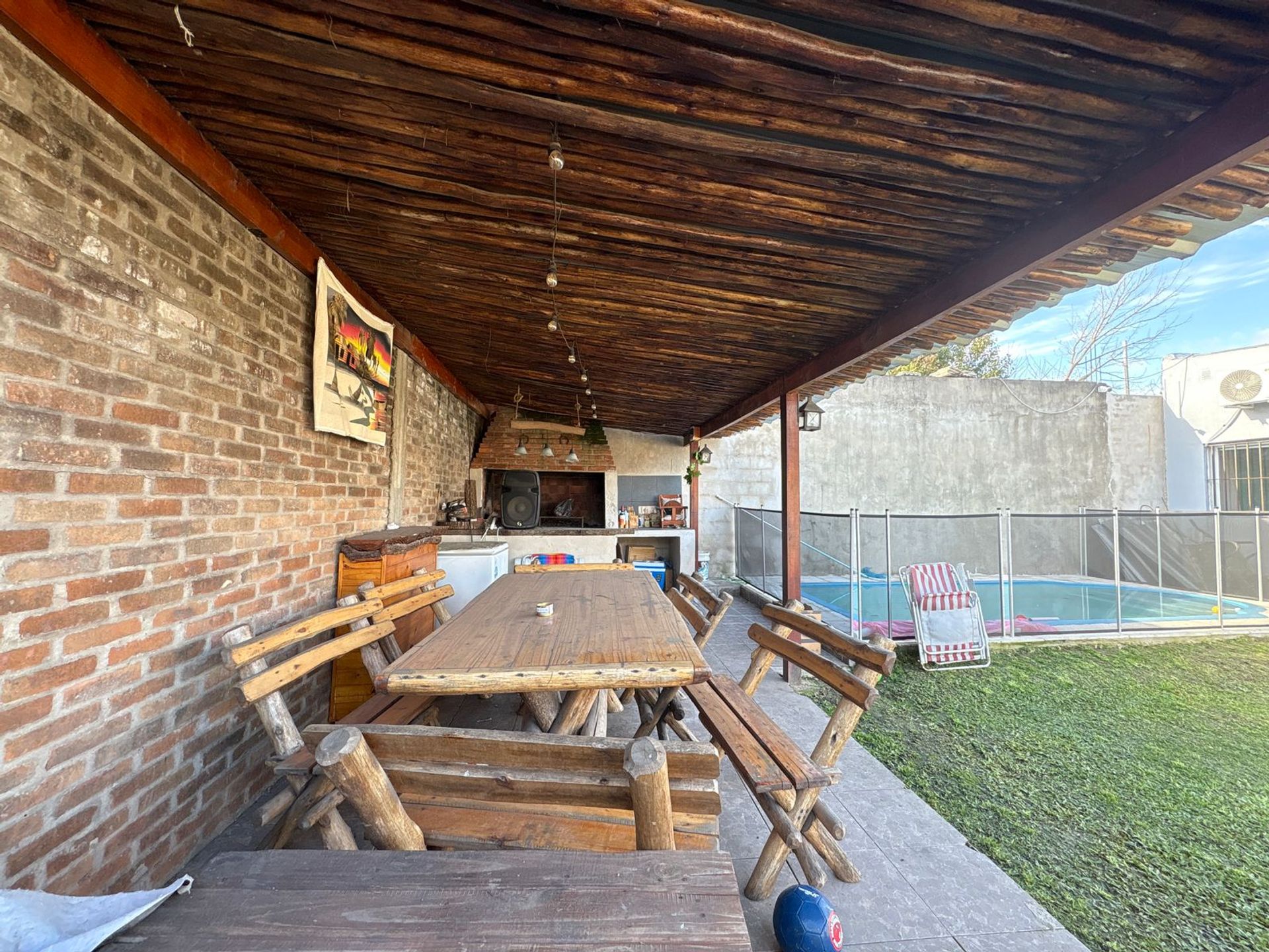 Venta Casa Multifamiliar Talar Pileta Quincho
