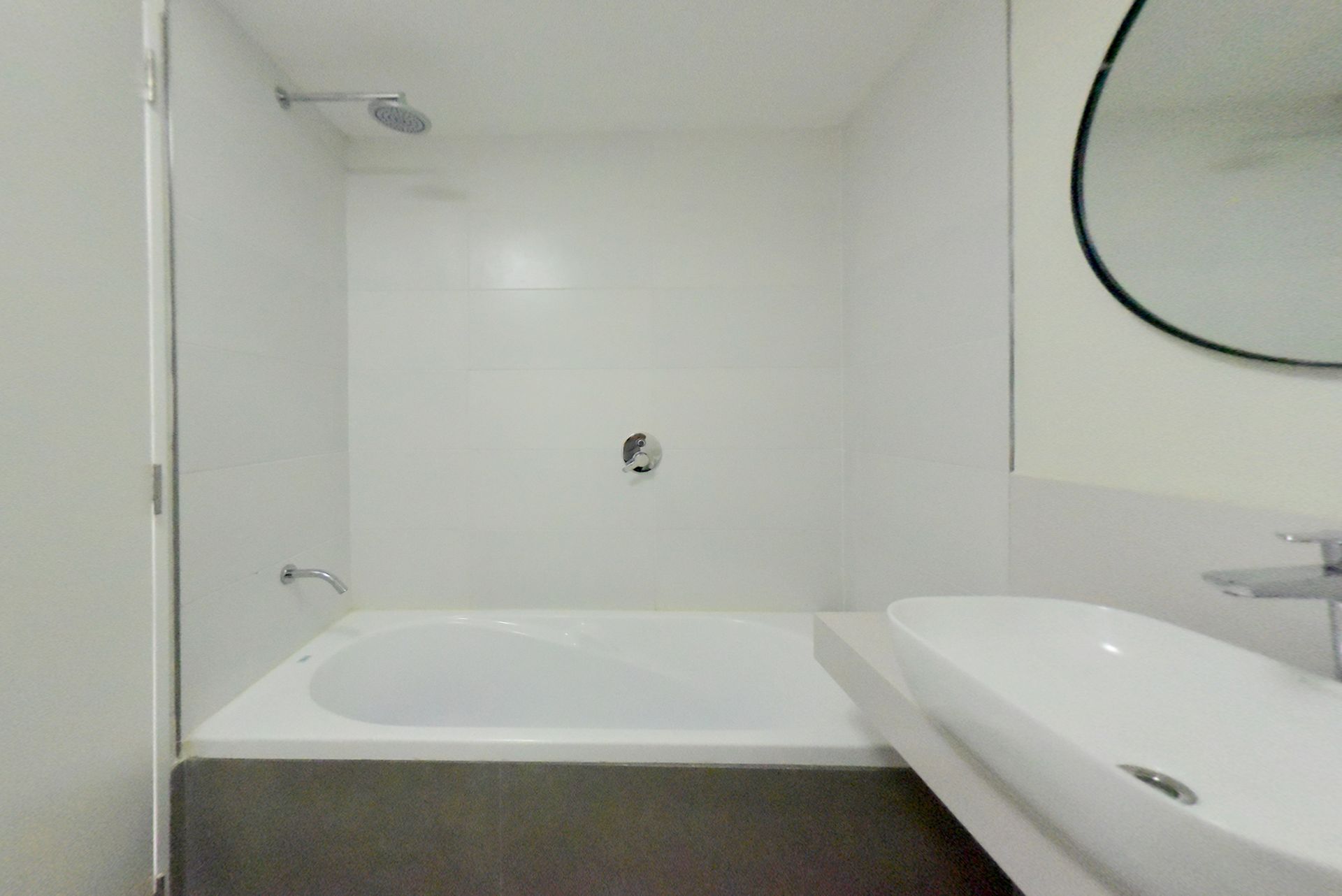 Alquiler Monoambiente Con Balcon Y Cochera Olivos