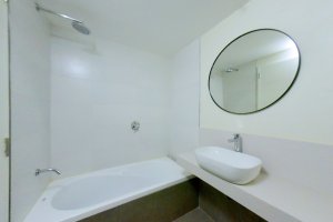 Studio Rental with Balcony and Parking Olivos