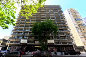 Studio Rental with Balcony and Parking Olivos