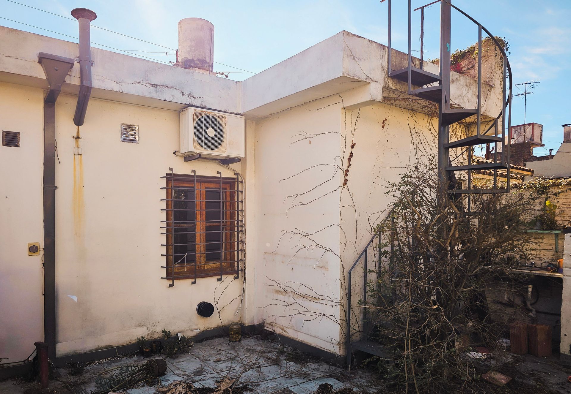 Venta Casa 4 Ambientes Con Jardin Beccar