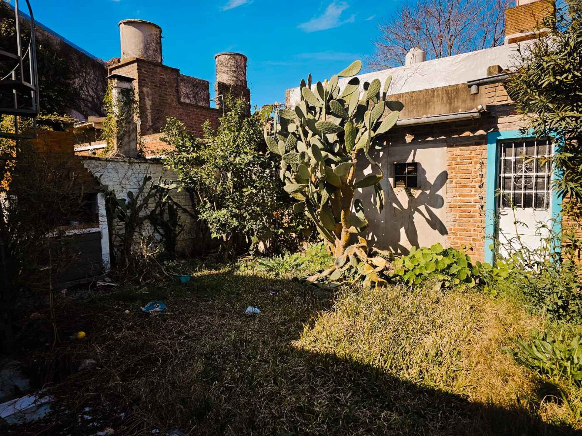 Venta Casa 4 Ambientes Con Jardin Beccar