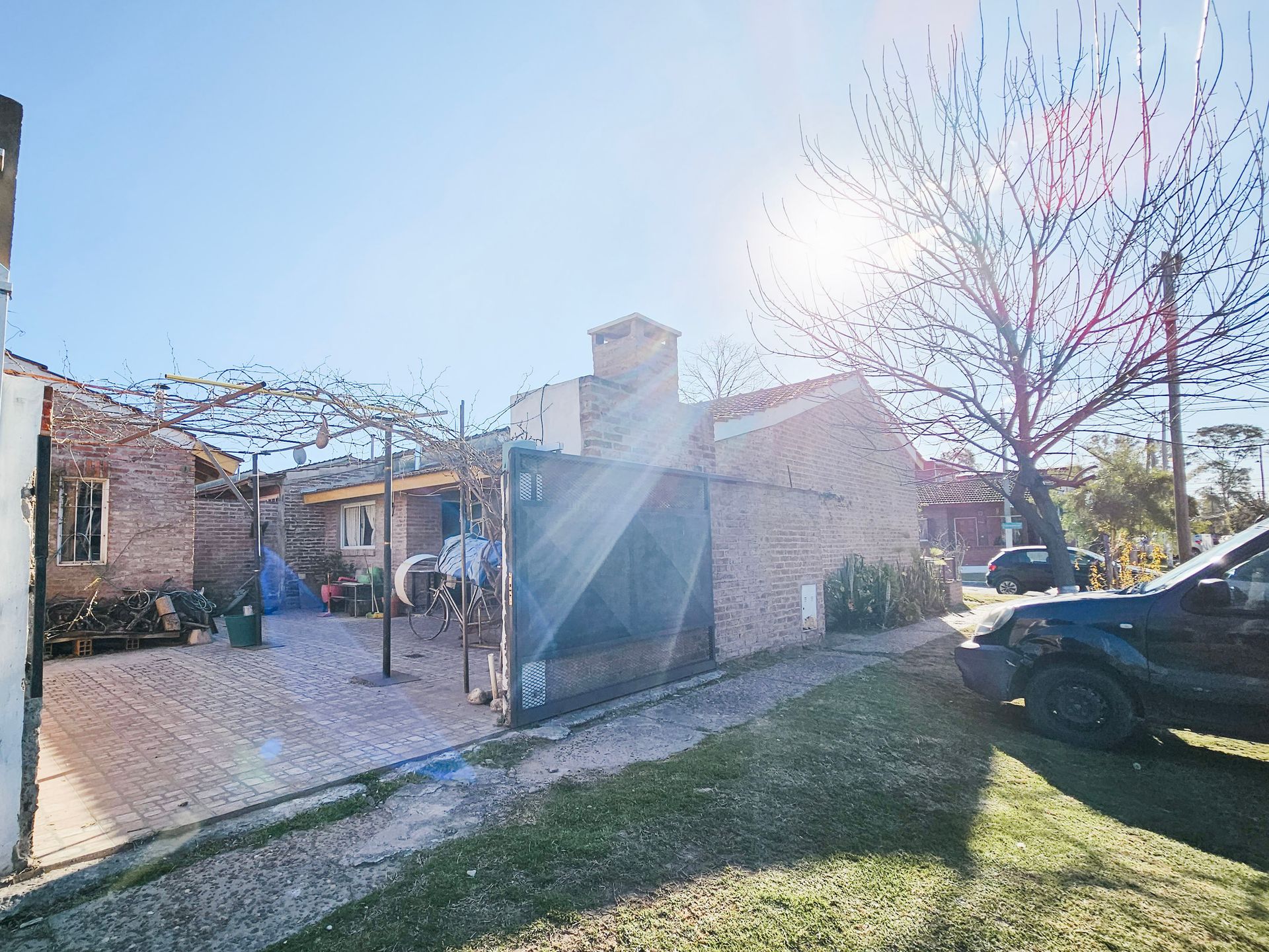 Venta casa 4 ambientes con patio y parrilla
