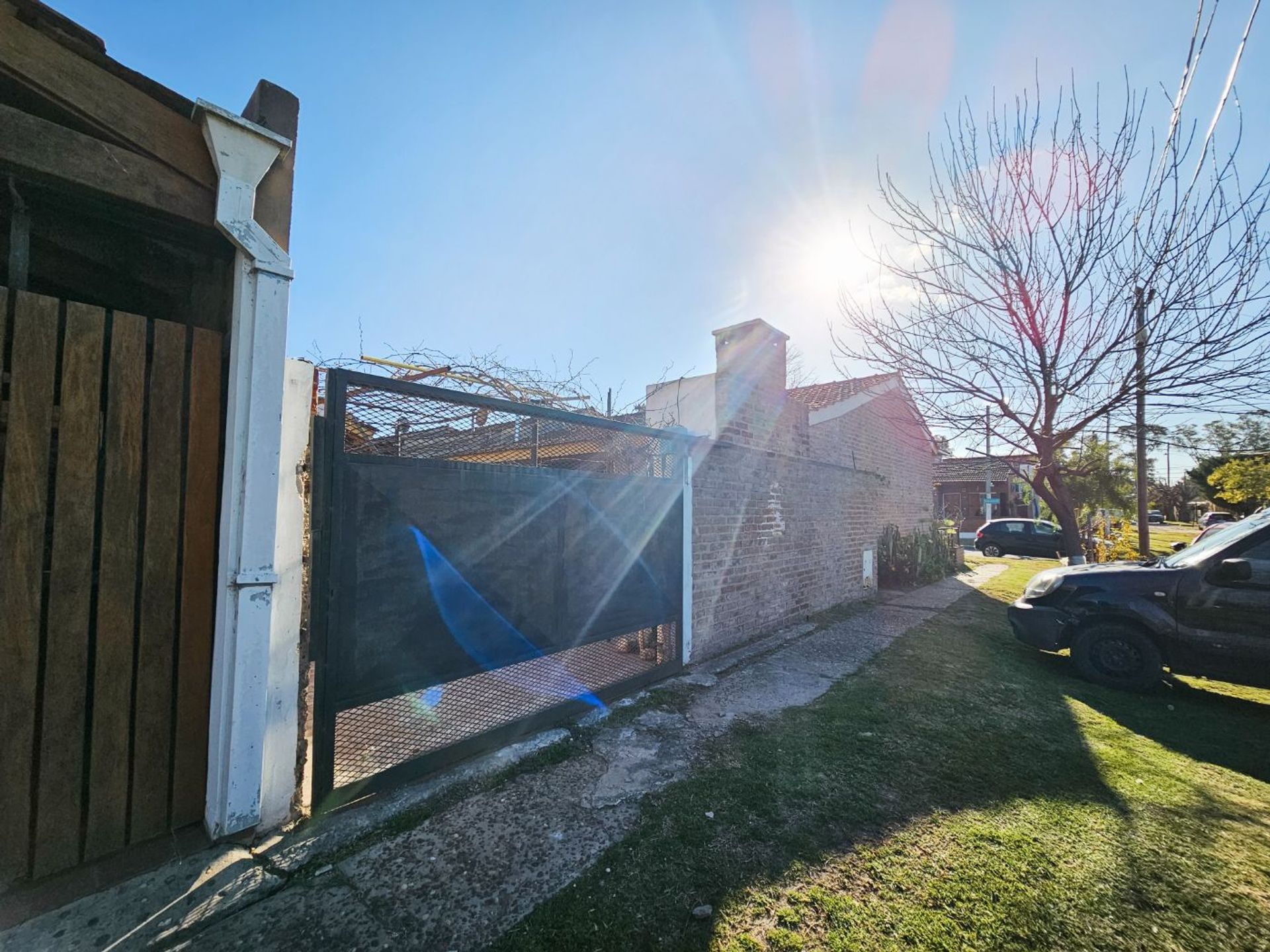 Venta casa 4 ambientes con patio y parrilla